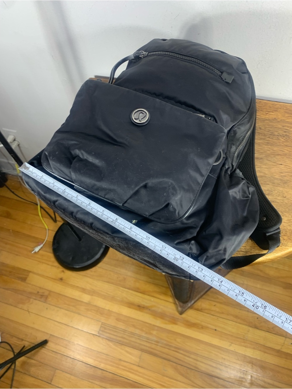 Lululemon backpack - Picture 10 of 11